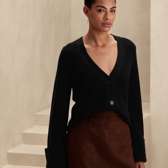 BNWT! BANANA REPUBLIC Cotton Blend Chunky Cardigan in Black, Size Medium - Picture 4 of 5